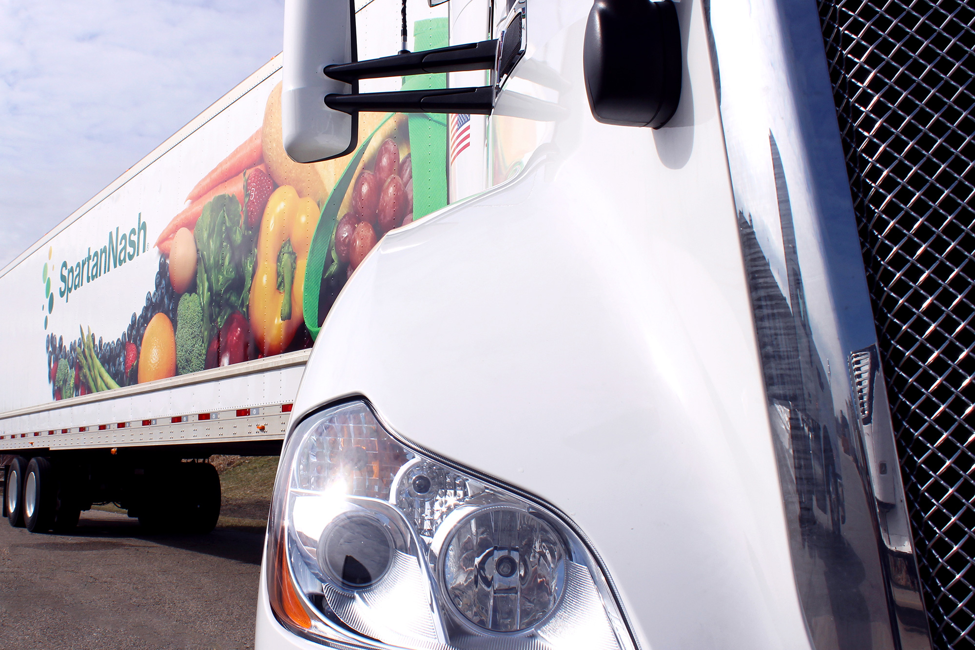 the side of a SpartanNash semi truck